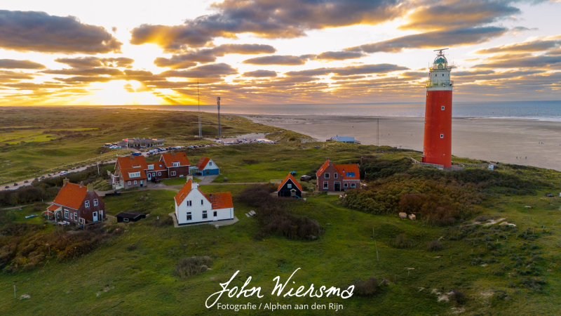Texel vuurtoren zonsondergang